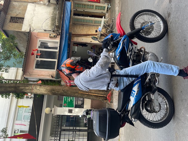 Tang Motorbike customer 32
