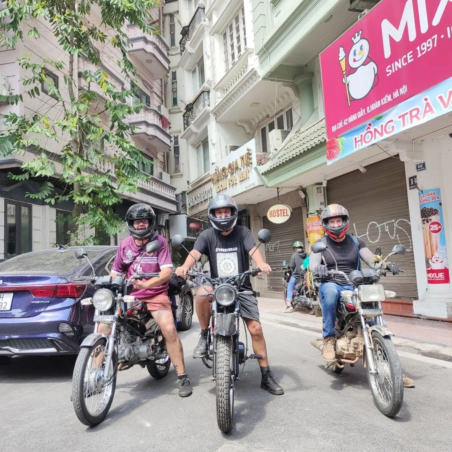 Tang Motorbike customer 71