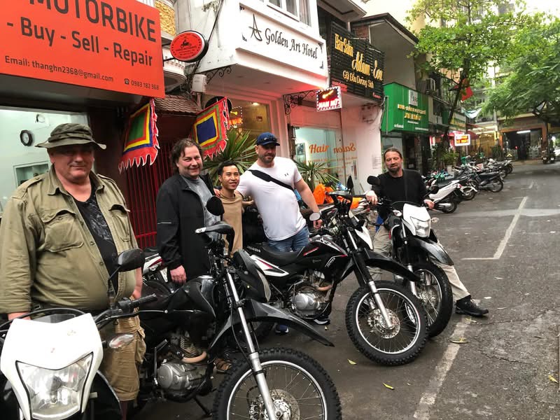 Tang Motorbike customer 100