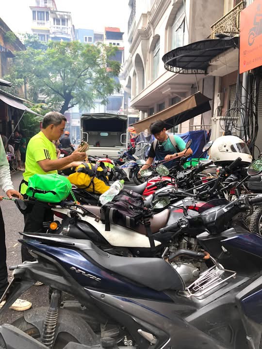 Tang Motorbike customer 106